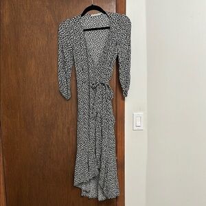 Abercrombie & Fitch Black and White Asymmetrical Wrap Dress